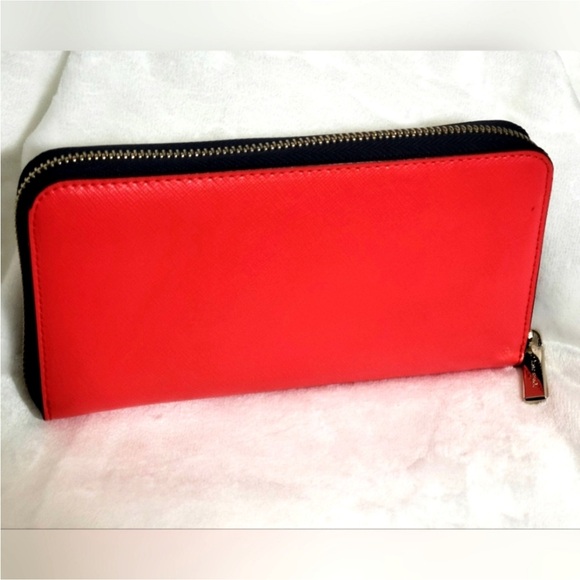 Kate Spade Corral & Cream Continental Wallet - Picture 4 of 8